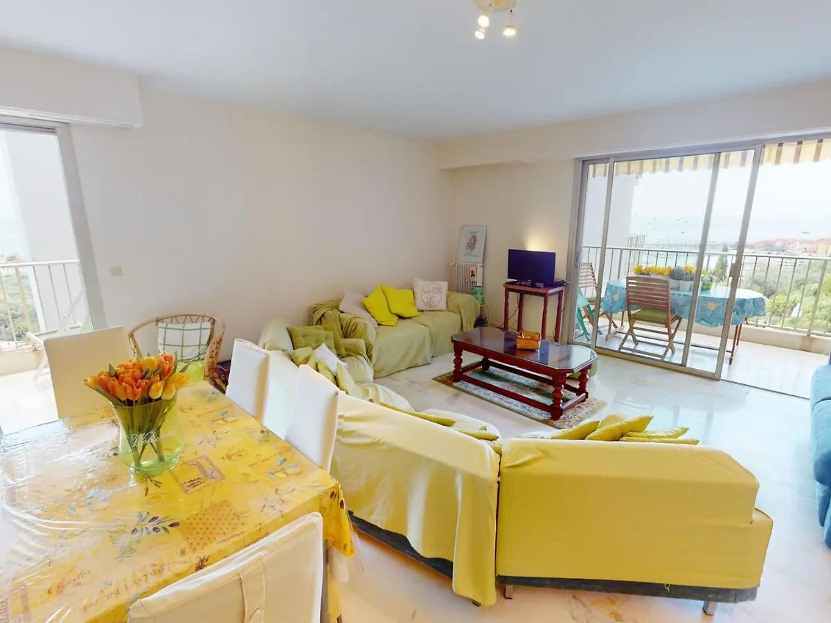 Grand 3P Climatise Avec Terrasses, Piscine Et Parkings A Menton - Fr-1-196-331 Lejlighed