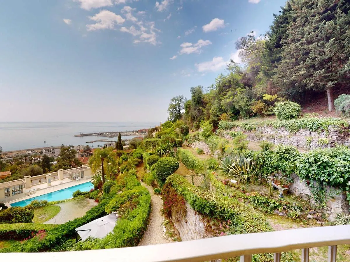 Grand 3P Climatise Avec Terrasses, Piscine Et Parkings A Menton - Fr-1-196-331 Apartment