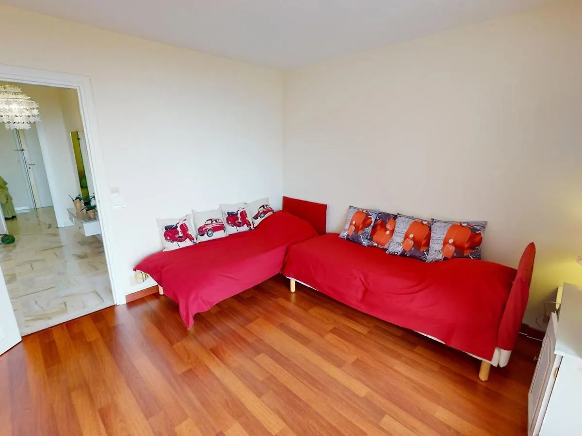 Grand 3P Climatise Avec Terrasses, Piscine Et Parkings A Menton - Fr-1-196-331 Apartment